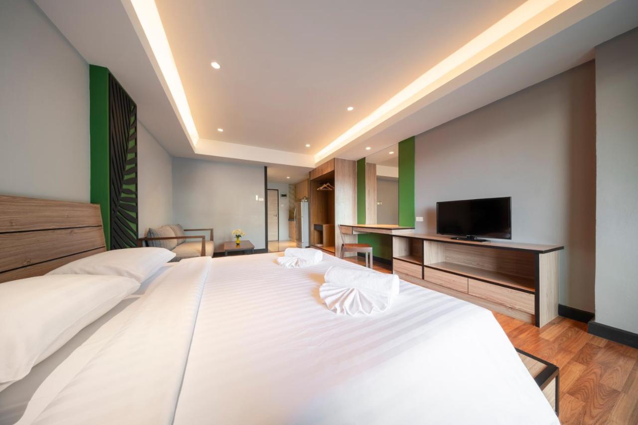 At 115 Hotel By Rompo Bangkok Bagian luar foto