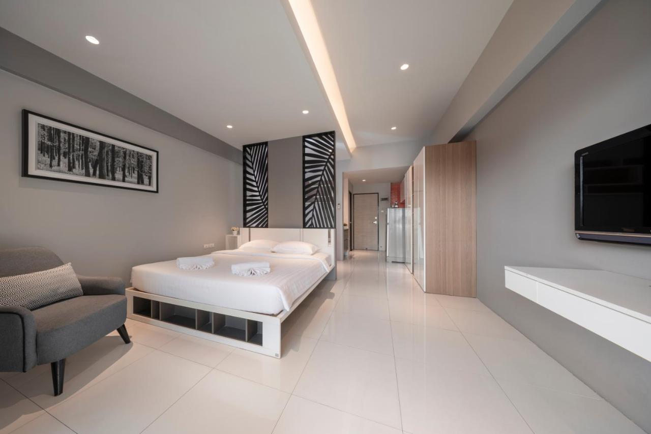 At 115 Hotel By Rompo Bangkok Bagian luar foto